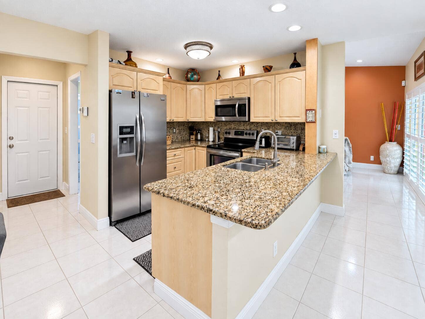 7482 NW 48TH Place, Lauderhill, FL 33319 12 Kitchen 1