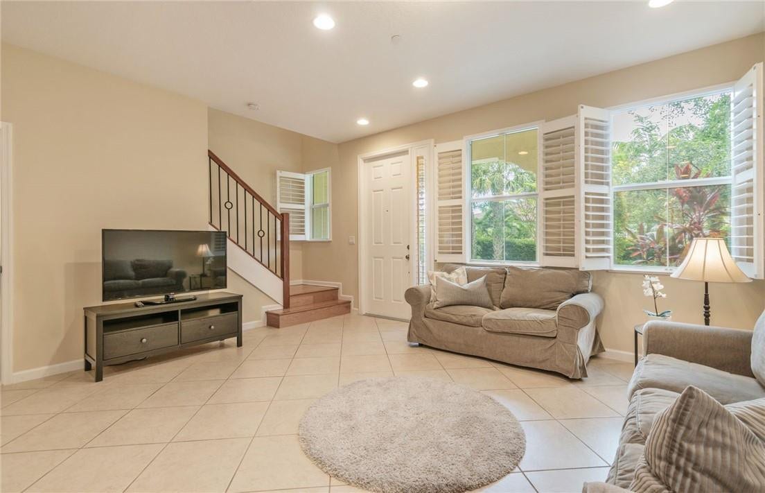 8289 Cascada Isles Drive, Hollywood, Hollywood, FL 33024 Photo 13