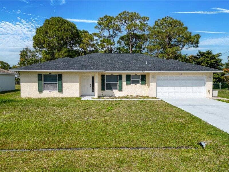 Property photo for 2829 SE CABANA Lane, Port St Lucie, FL