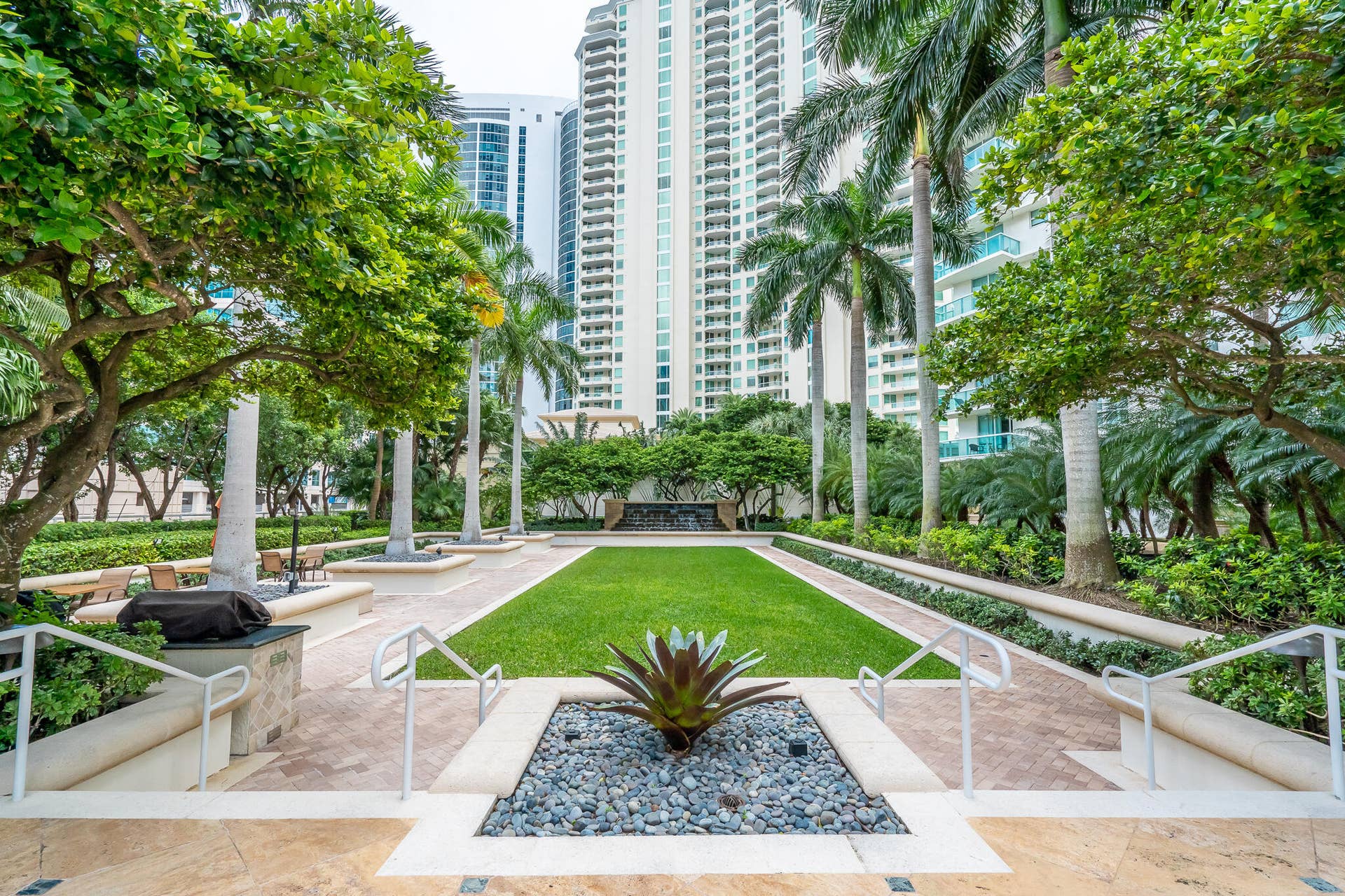 347 N New River Drive E, #1005, Fort Lauderdale, FL 33301 Gardens on Pool deck
