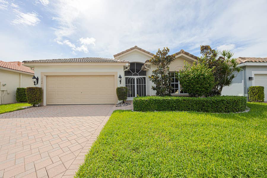 Property photo for 10394 UTOPIA Circle E, Boynton Beach, FL