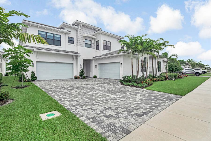 Property photo for 10018 SKYLOFT Street, Palm Beach Gardens, FL