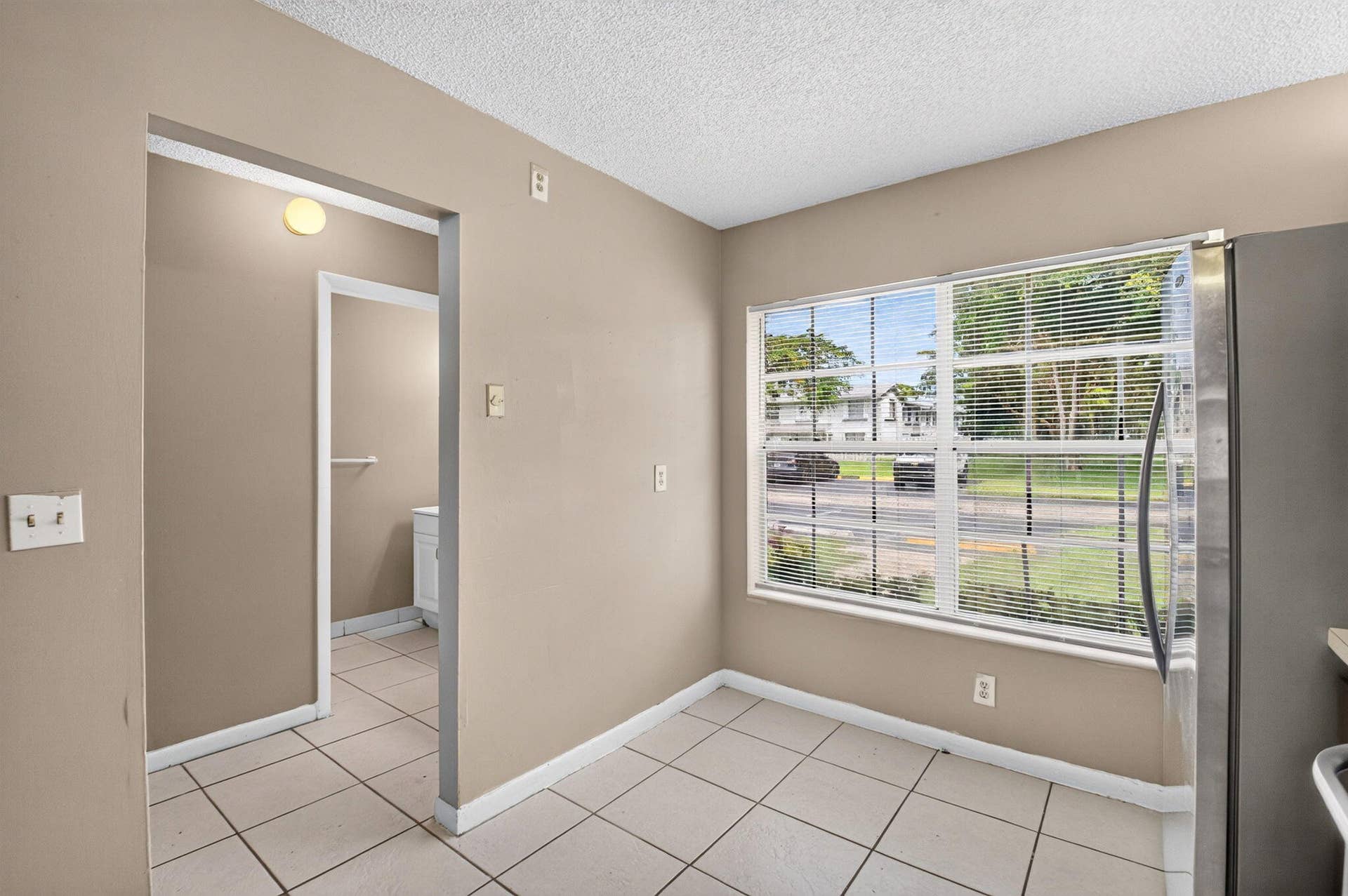 11. 3700 Savoy Lane E