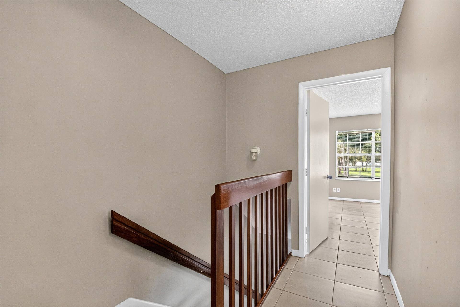 18. 3700 Savoy Lane E