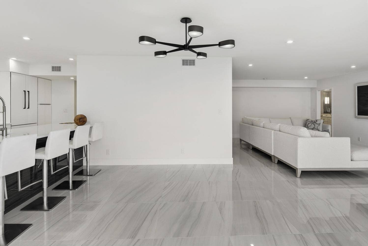 016-037-3300 S Ocean Blvd-1499x1000