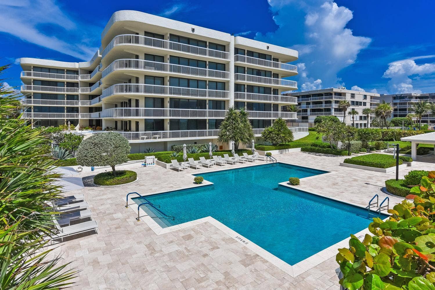040-002-3300 S Ocean Blvd-1500x1000