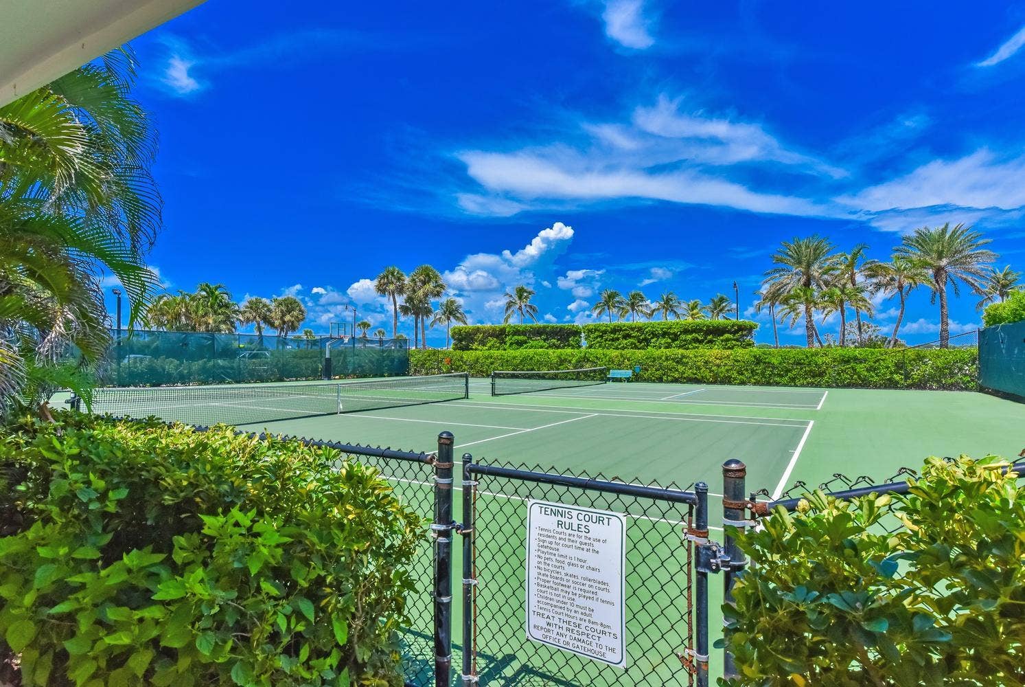 047-021-3300 S Ocean Blvd-1494x1000