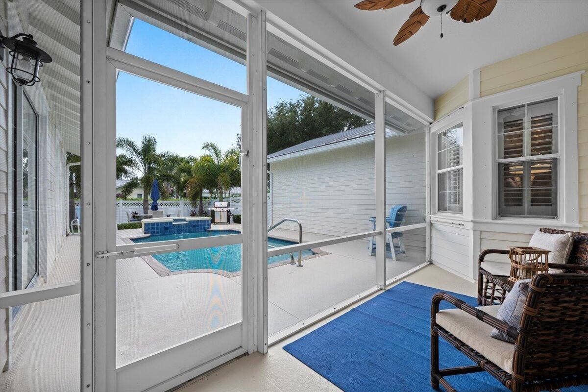 1162 Tropical Drive, Jupiter, FL 33458 Seamless Indoor-Outdoor Flow