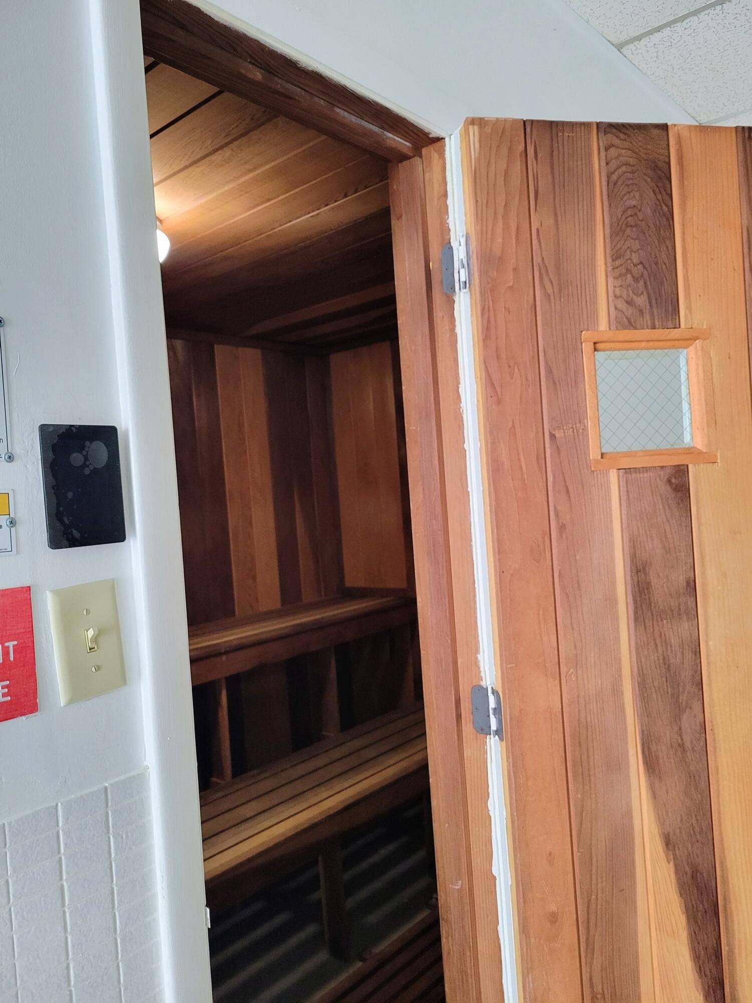 Sauna,shower and changing room.