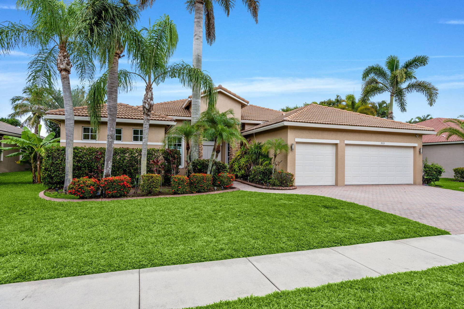 9919 Royal Cardigan Way, West Palm Beach, FL 33411 Exterior