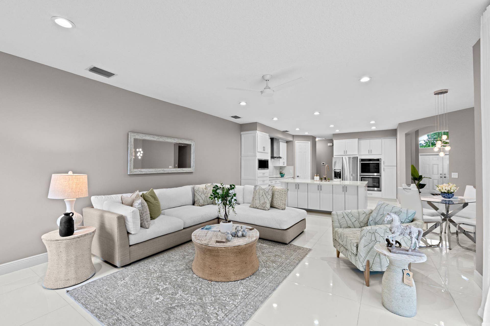 9919 Royal Cardigan Way, West Palm Beach, FL 33411 Living room