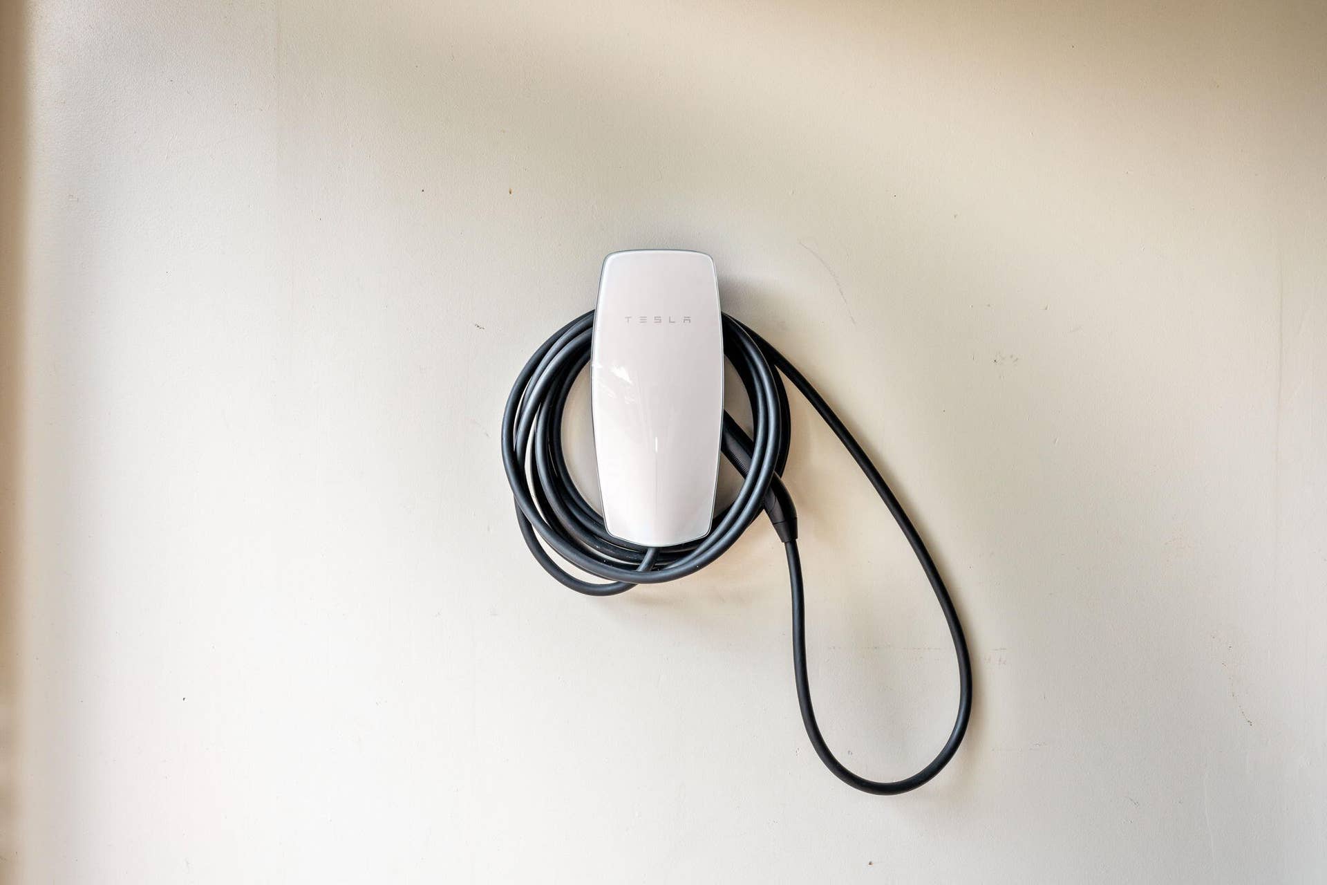9919 Royal Cardigan Way, West Palm Beach, FL 33411 Tesla Charger