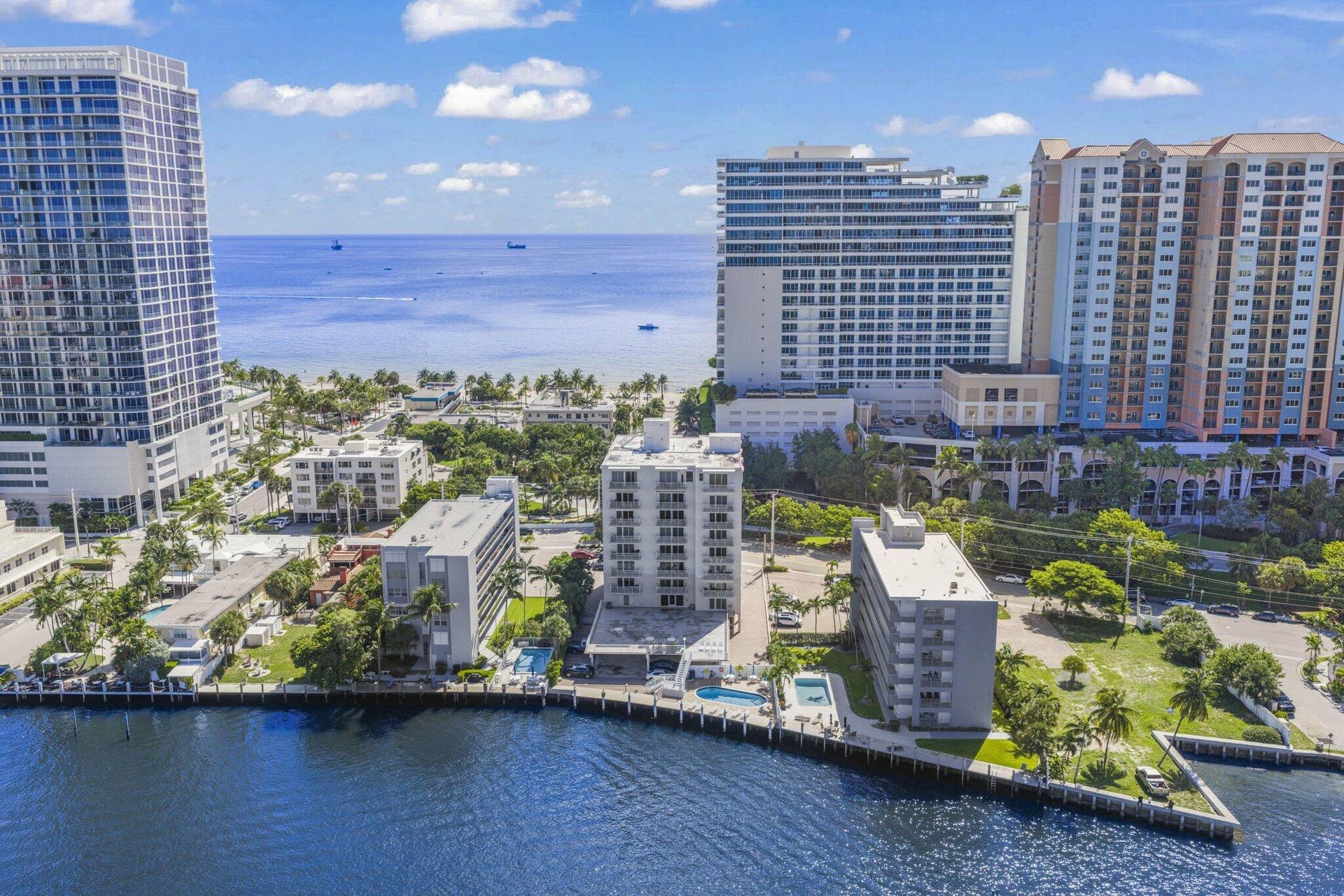 95 N Birch Road, #704, Fort Lauderdale, FL 33304 4