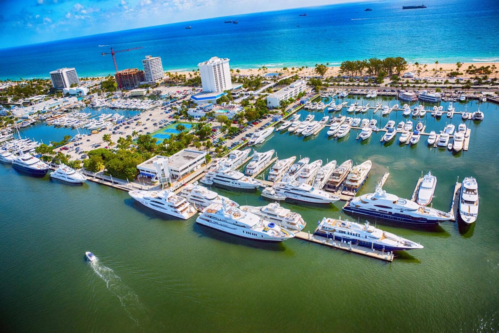 95 N Birch Road, #704, Fort Lauderdale, FL 33304 53