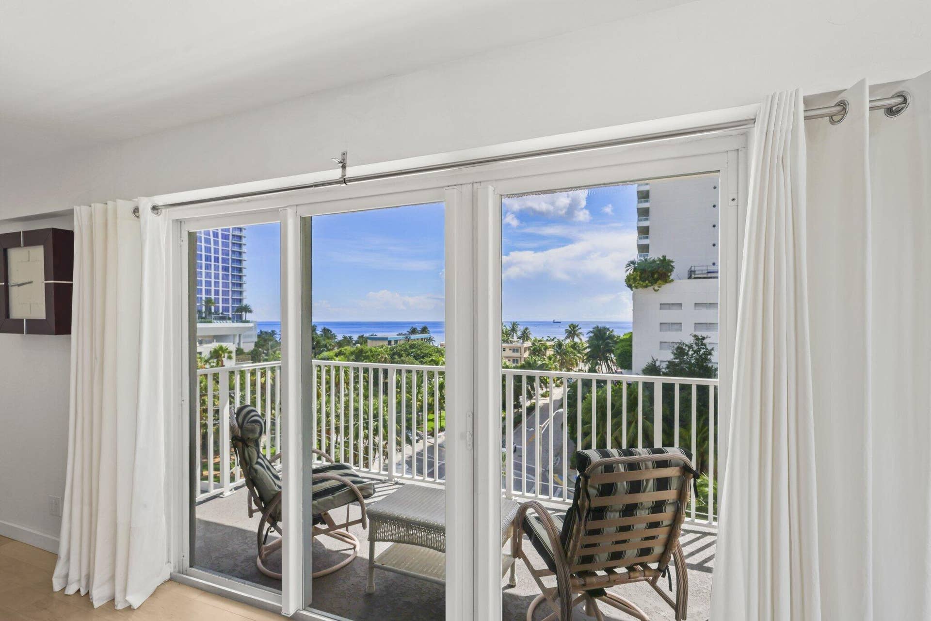 95 N Birch Road, #704, Fort Lauderdale, FL 33304 18