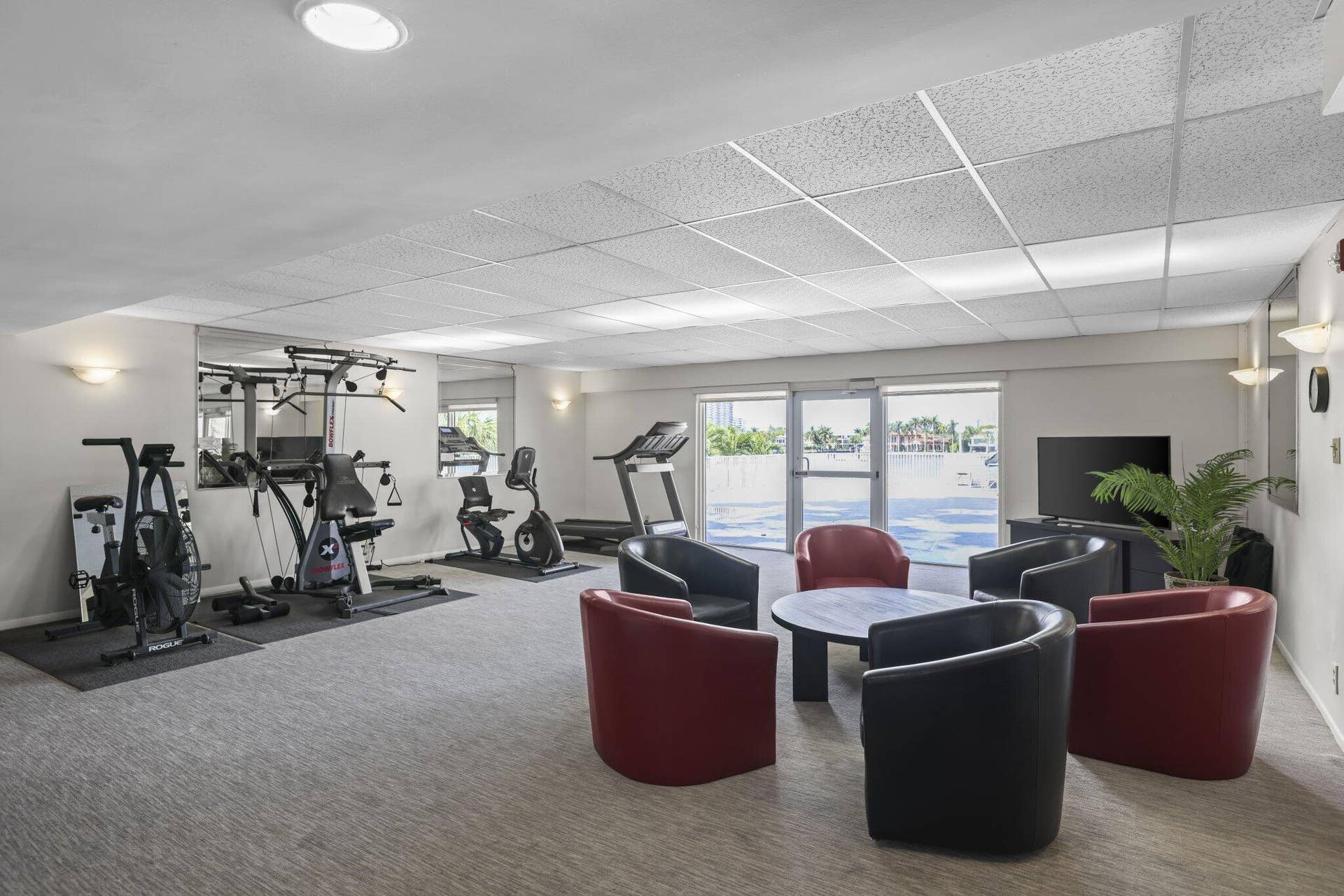 95 N Birch Road, #704, Fort Lauderdale, FL 33304 29