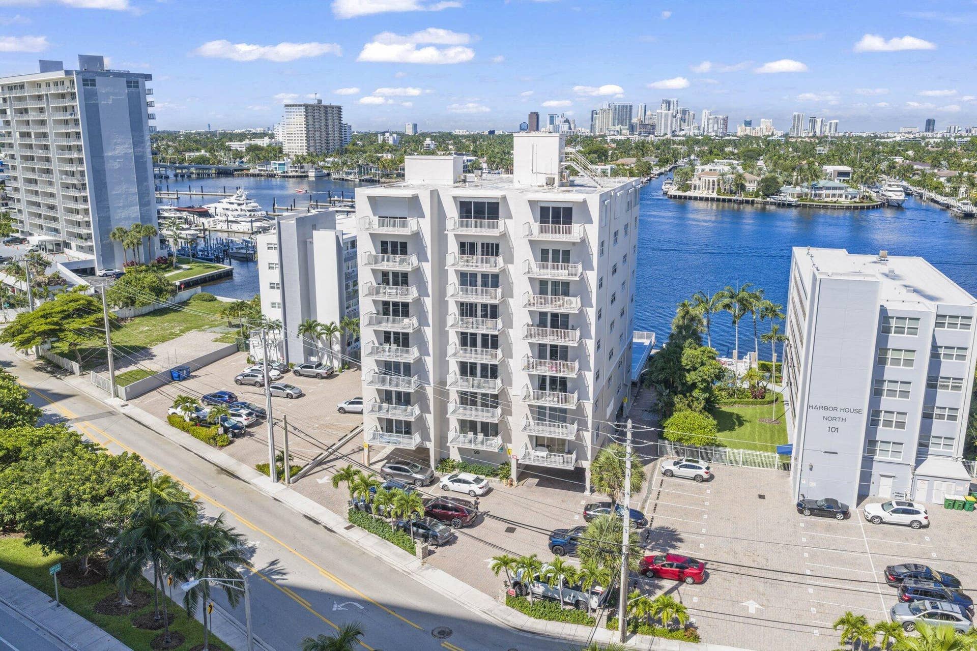 95 N Birch Road, #704, Fort Lauderdale, FL 33304 5