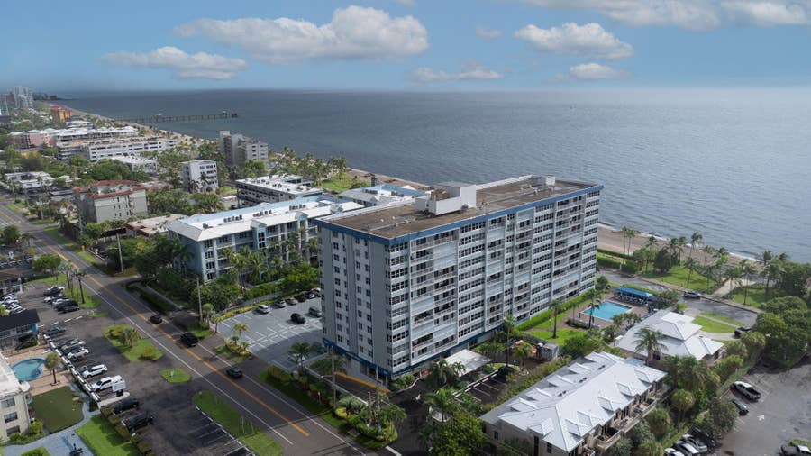 Property photo for 800 SE 20TH Avenue, #811, Deerfield Beach, FL