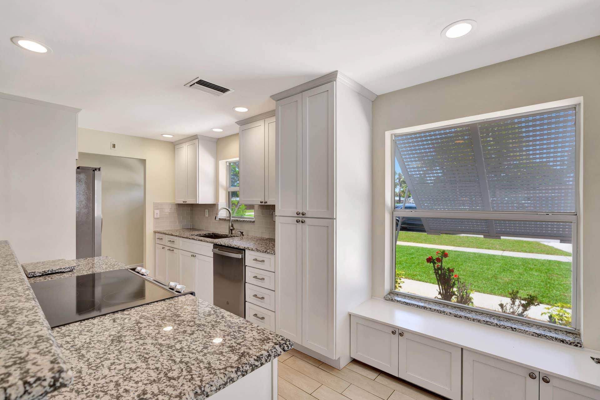 713 Gumtree Road, North Palm Beach, FL 33408 _MLP0317