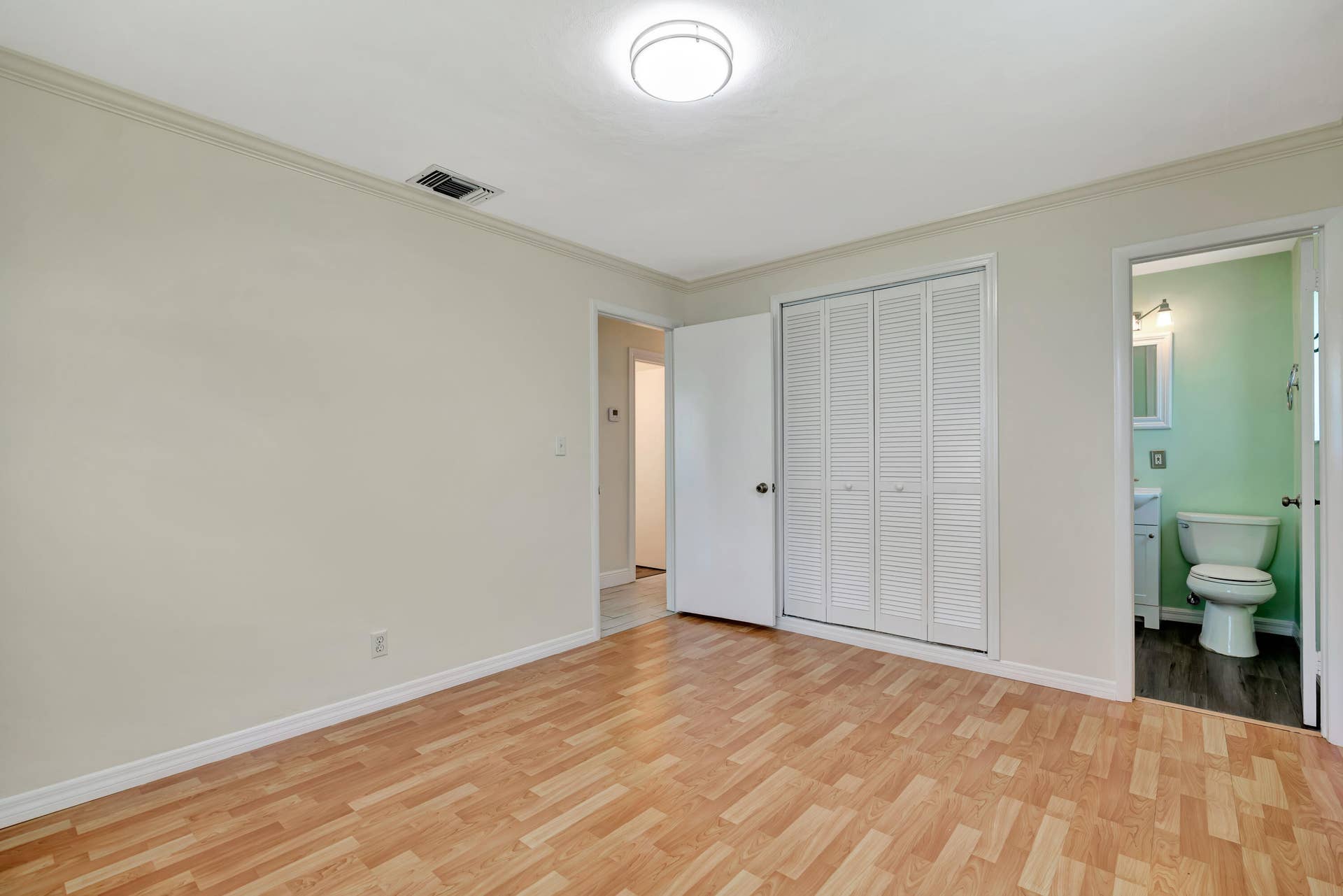 713 Gumtree Road, North Palm Beach, FL 33408 _MLP0177