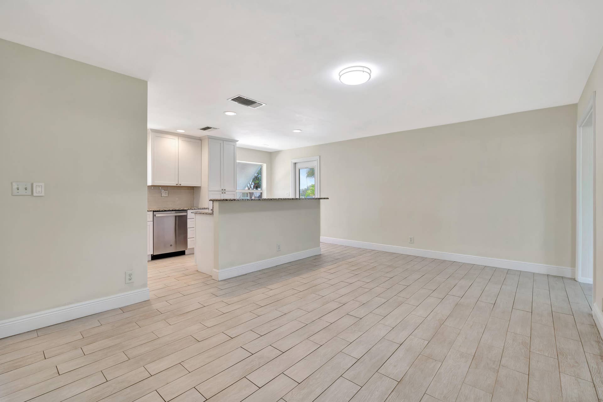713 Gumtree Road, North Palm Beach, FL 33408 _MLP0272
