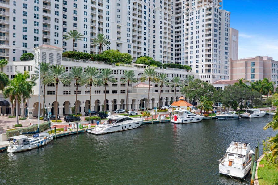 Property photo for 511 SE 5th Avenue, #1907, Fort Lauderdale, FL