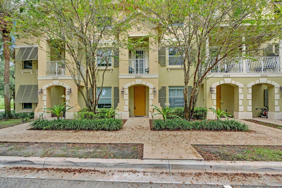 Property photo for 3933 MONARCH Lane, Coconut Creek, FL