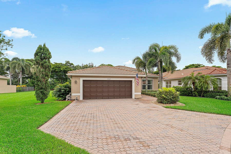 Property photo for 11025 Carmelcove Circle, Boynton Beach, FL