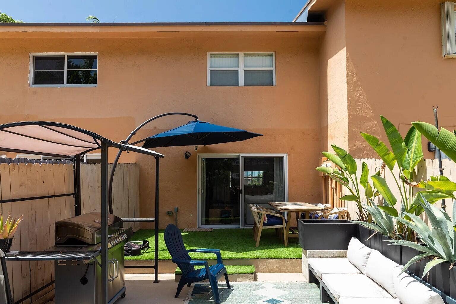 450 SE 7th St #232-Dania Beach-FL-33004-