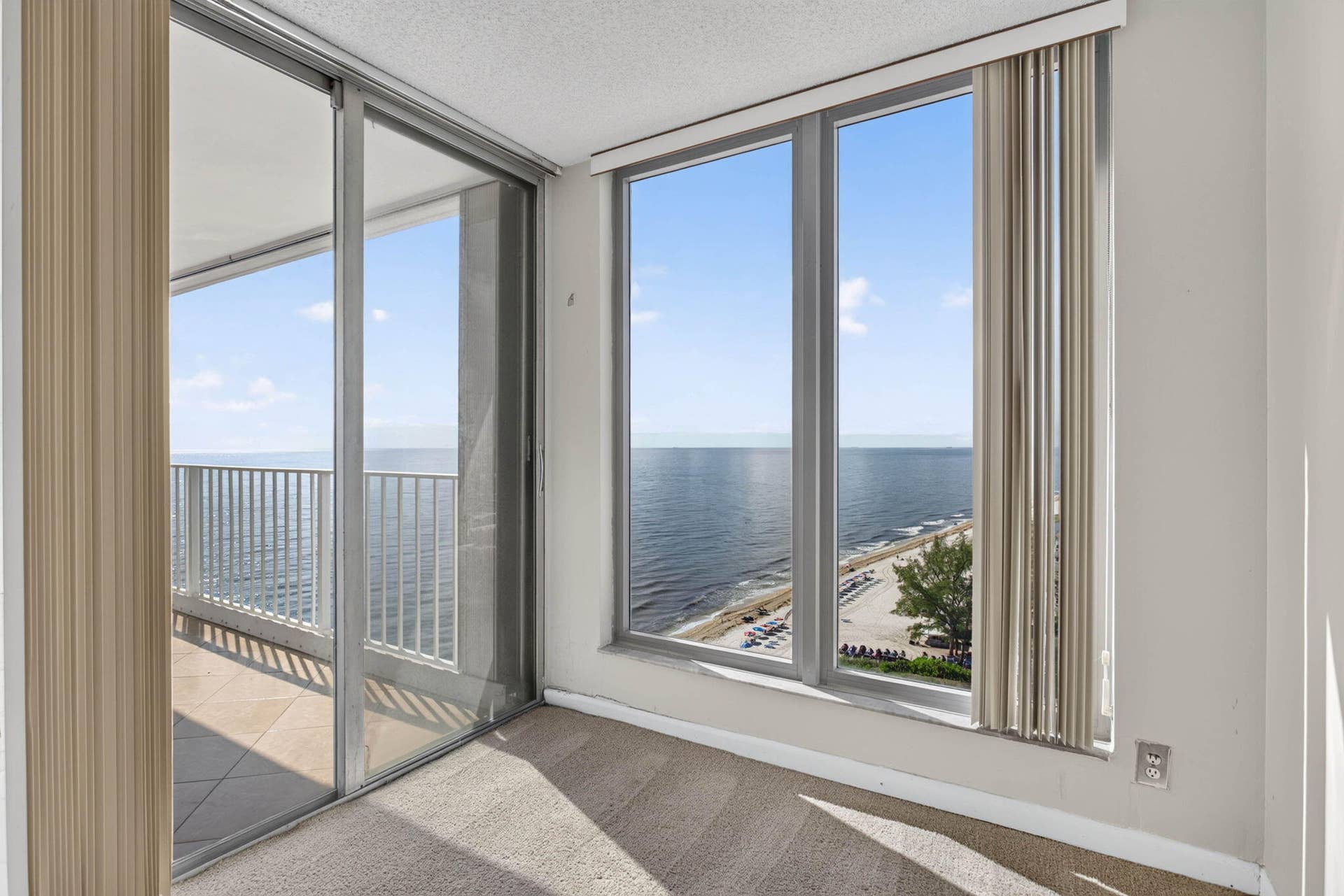 Perfect for a workspace with the most awesome view.
