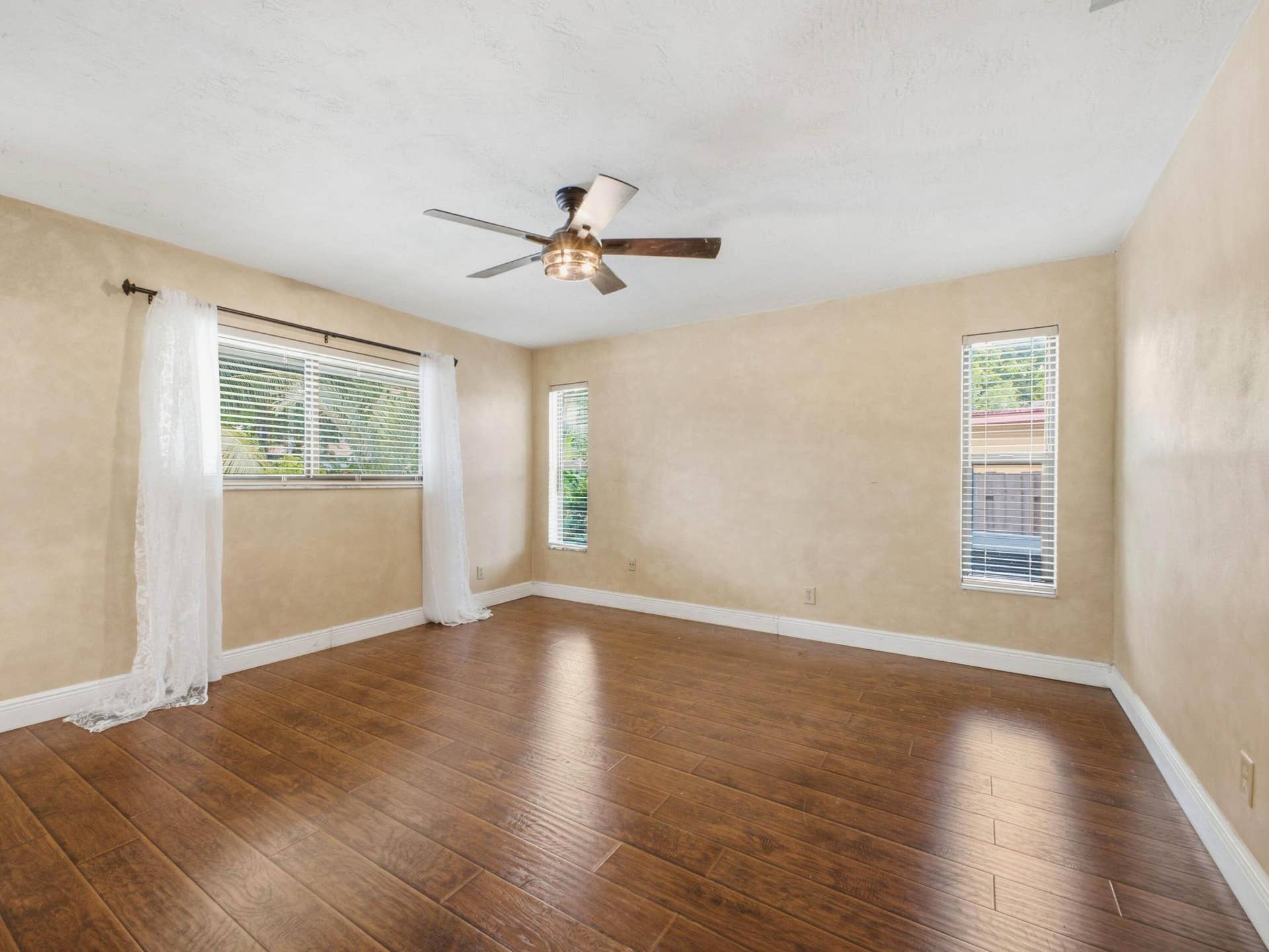 11929 SW 56TH, Cooper City, FL 33330 Primary Bedroom 1