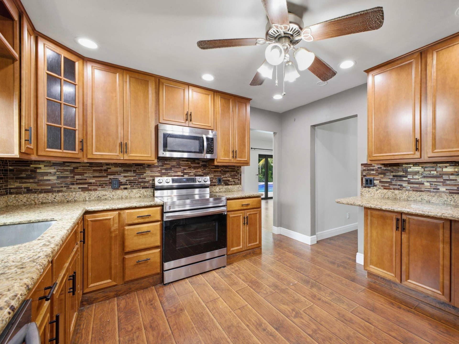 11929 SW 56TH, Cooper City, FL 33330 Kitchen 3