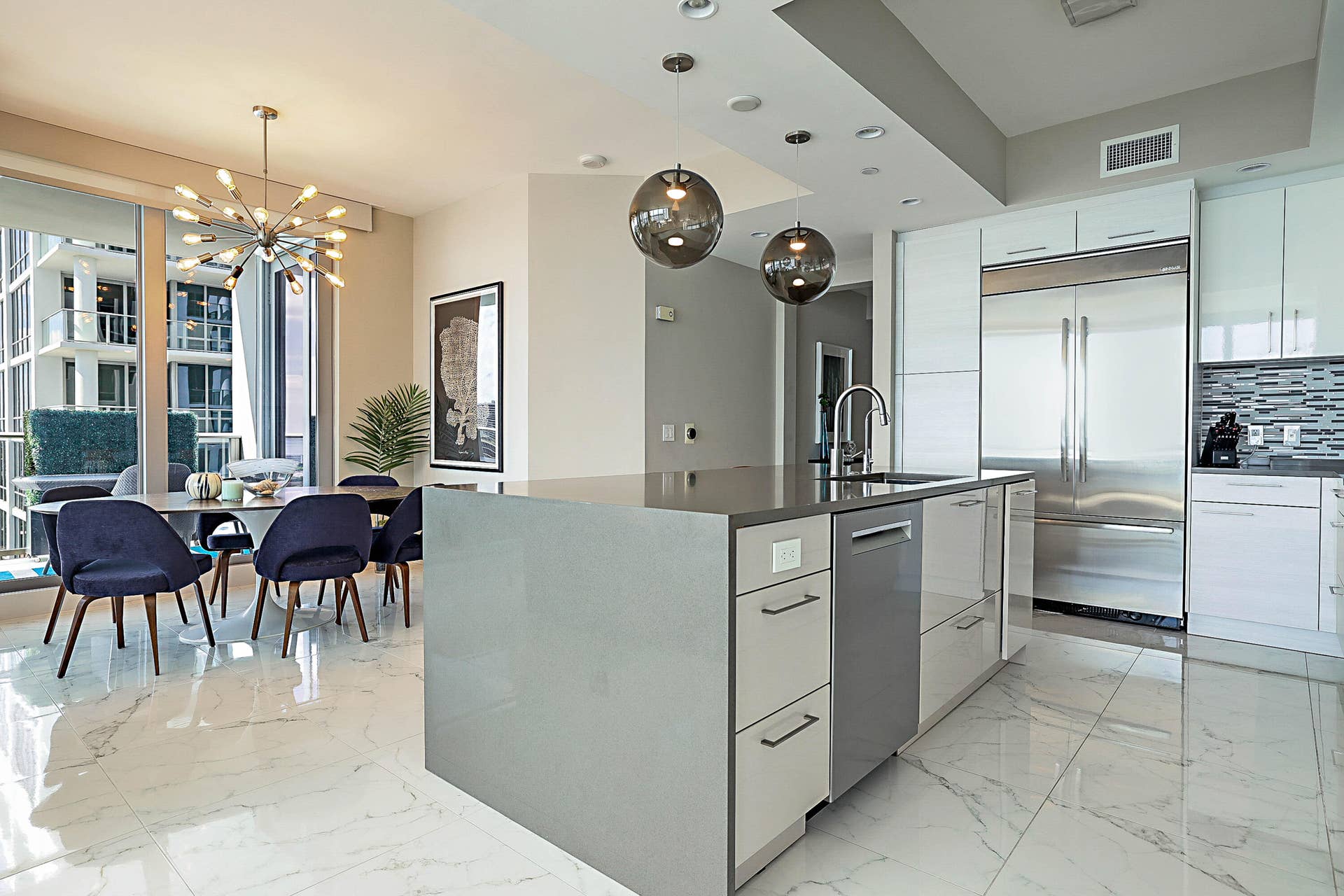 2 Water Club Way, #1604, North Palm Beach, FL 33408 Kitchen