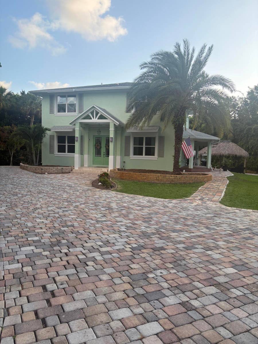 Property photo for 172 S RIVER Road, Sewalls Point, FL