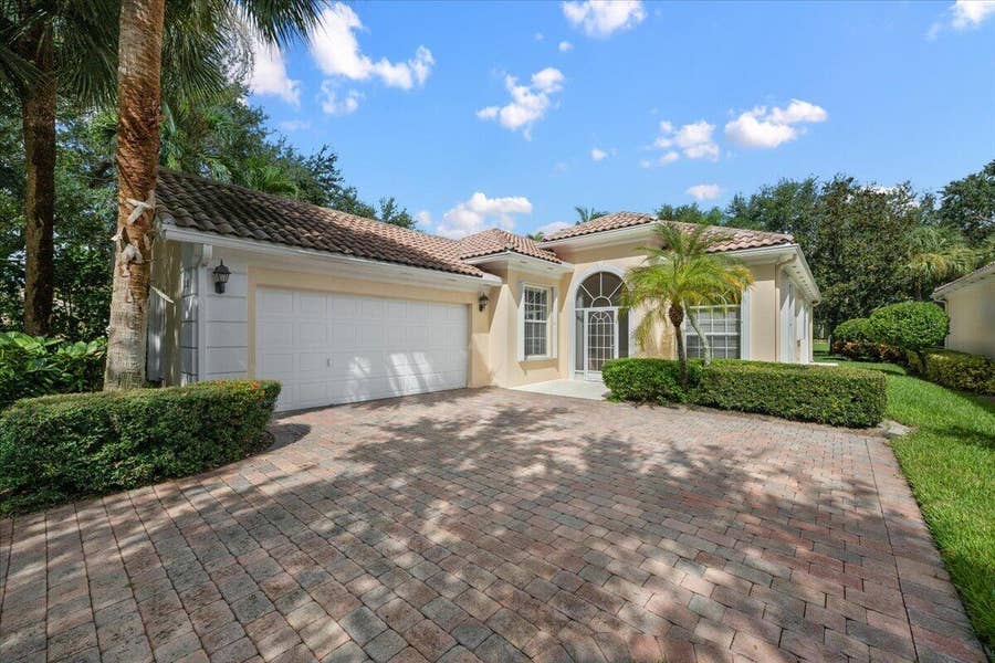 Property photo for 306 Aegean Road, Palm Beach Gardens, FL