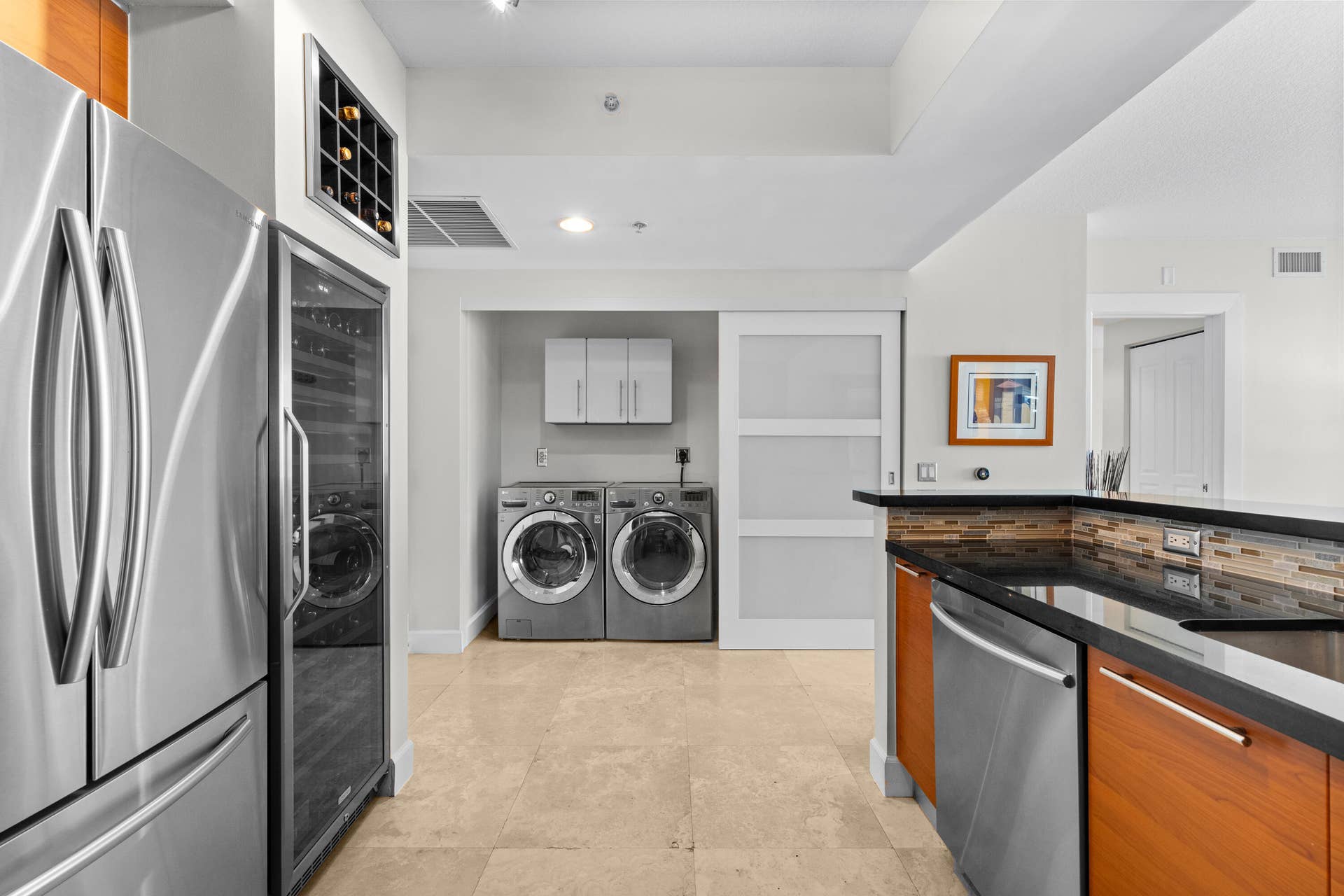 350 SE 2ND Street, #2040, Fort Lauderdale, FL 33301 Full-size washer & dryer.