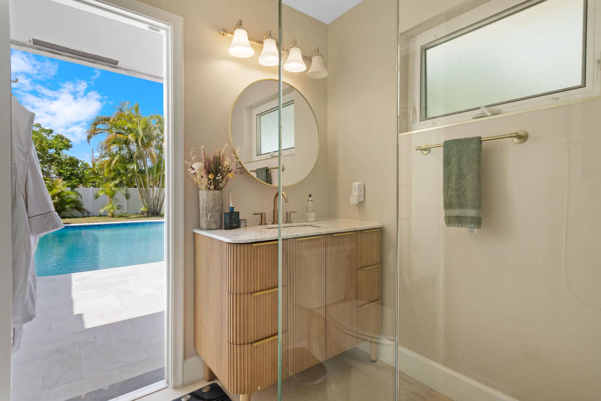 6630 NE 21st Avenue, Fort Lauderdale, Fort Lauderdale, FL 33308 31_accutour_ 02 6630-ne-21st-ave _033