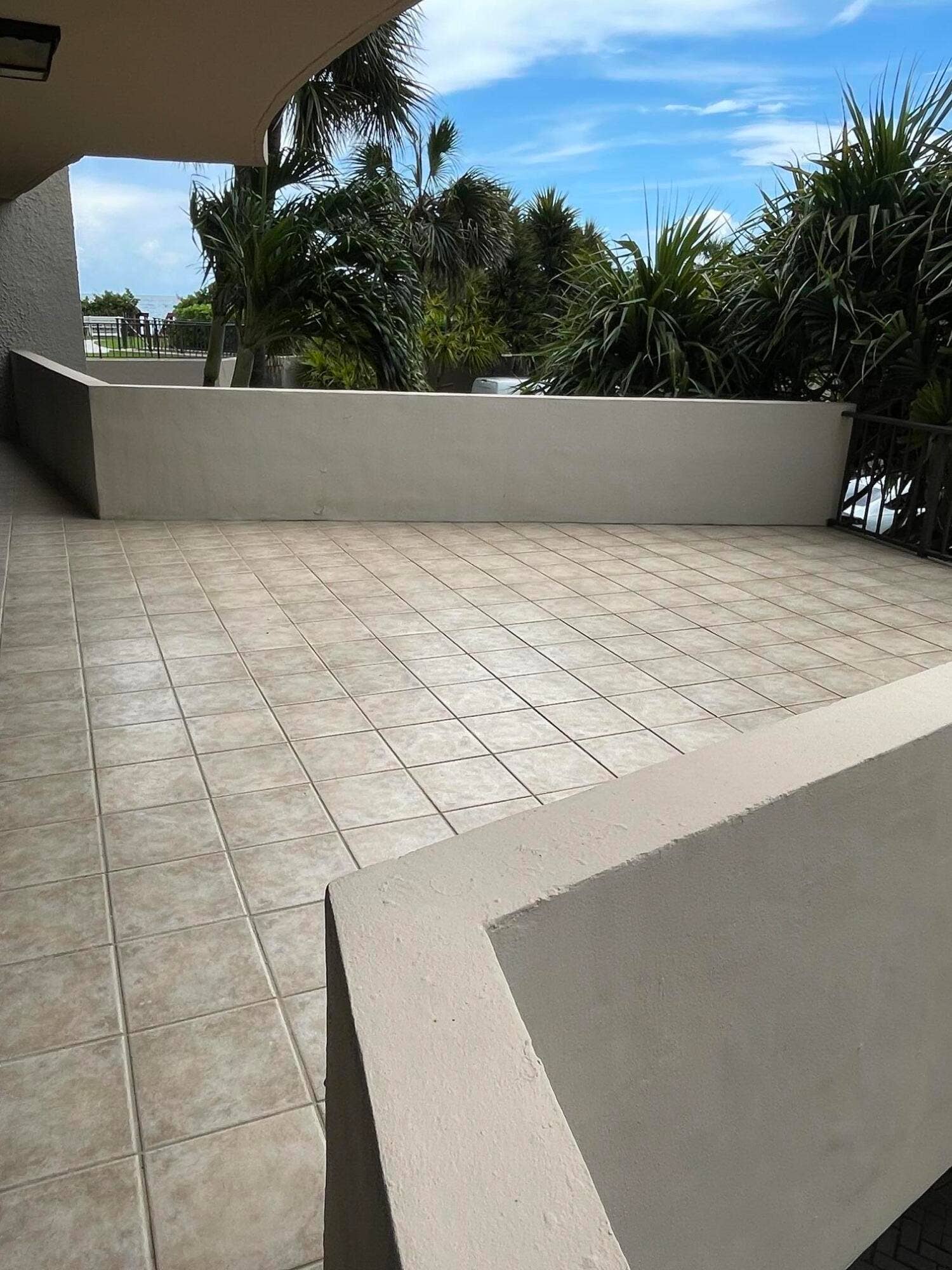4200 N Ocean Drive W, #1-103, Riviera Beach, FL 33404 IMG_5432