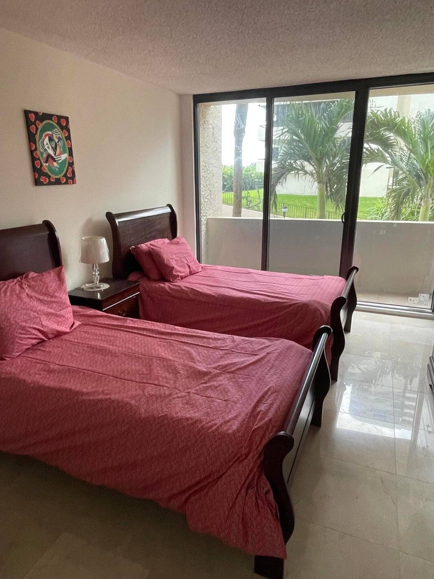 4200 N Ocean Drive W, #1-103, Riviera Beach, FL 33404 IMG_5440