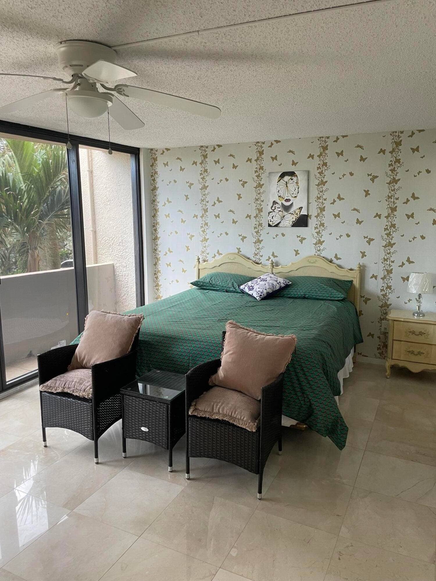 4200 N Ocean Drive W, #1-103, Riviera Beach, FL 33404 IMG_5423