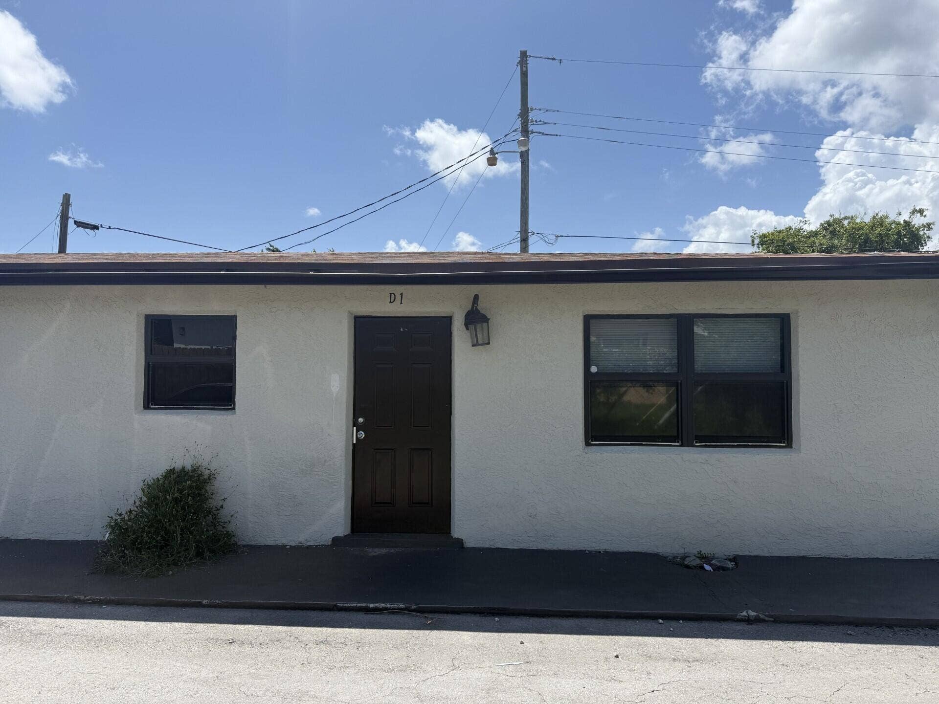 2830 Avenue S, #D1, Riviera Beach, FL 33404 Exterior
