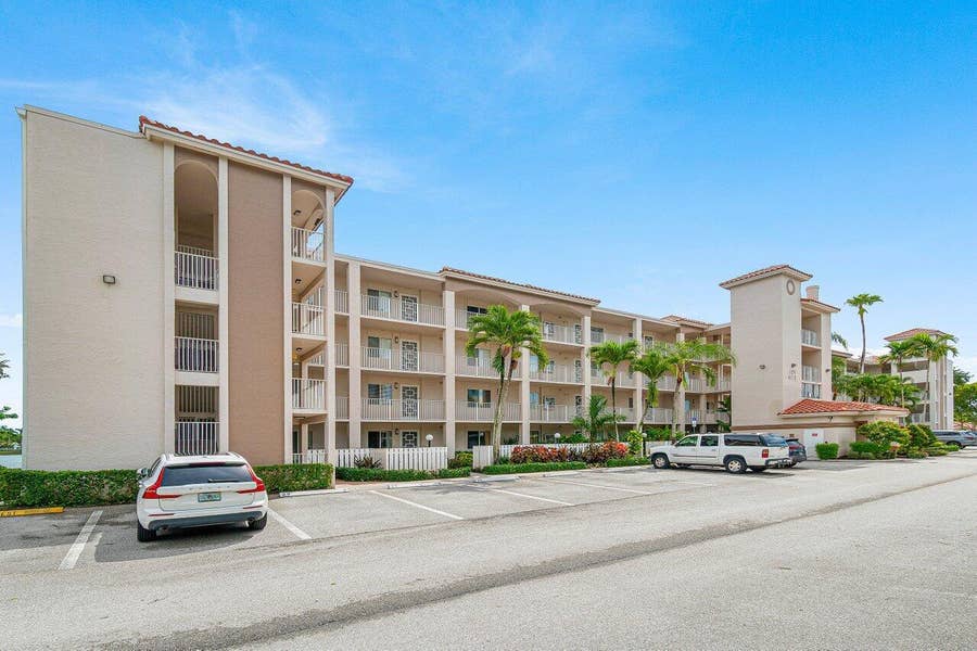 Property photo for 6112 Huntwick Terrace, #102, Delray Beach, FL