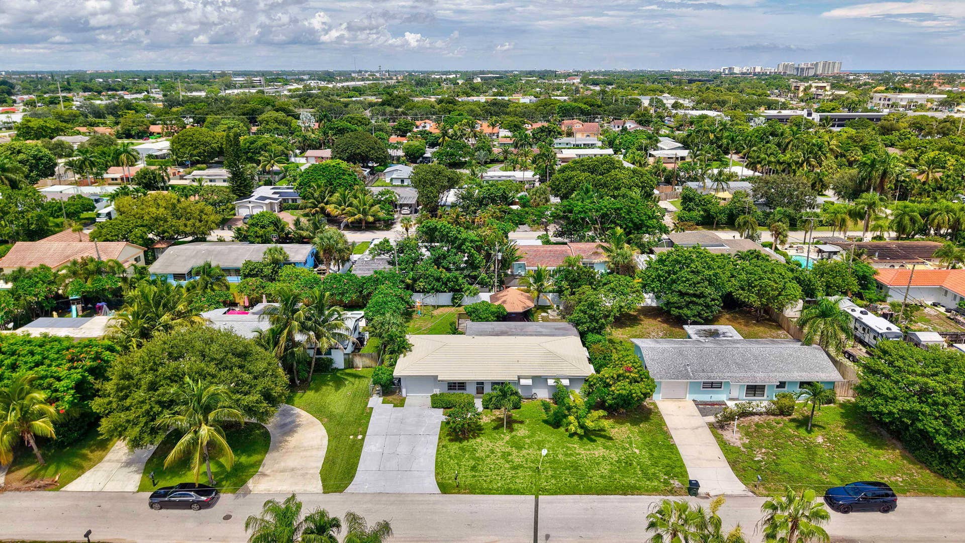 469 NE 35TH Street, Boca Raton, FL 33431 51-web-or-mls-DJI_20260908133415_0226_D_