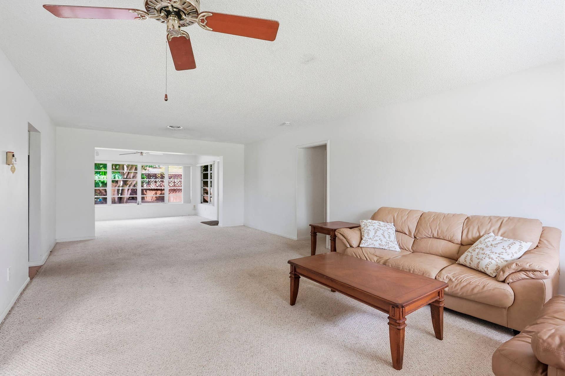 469 NE 35TH Street, Boca Raton, FL 33431 20-web-or-mls-010_0E2A2882