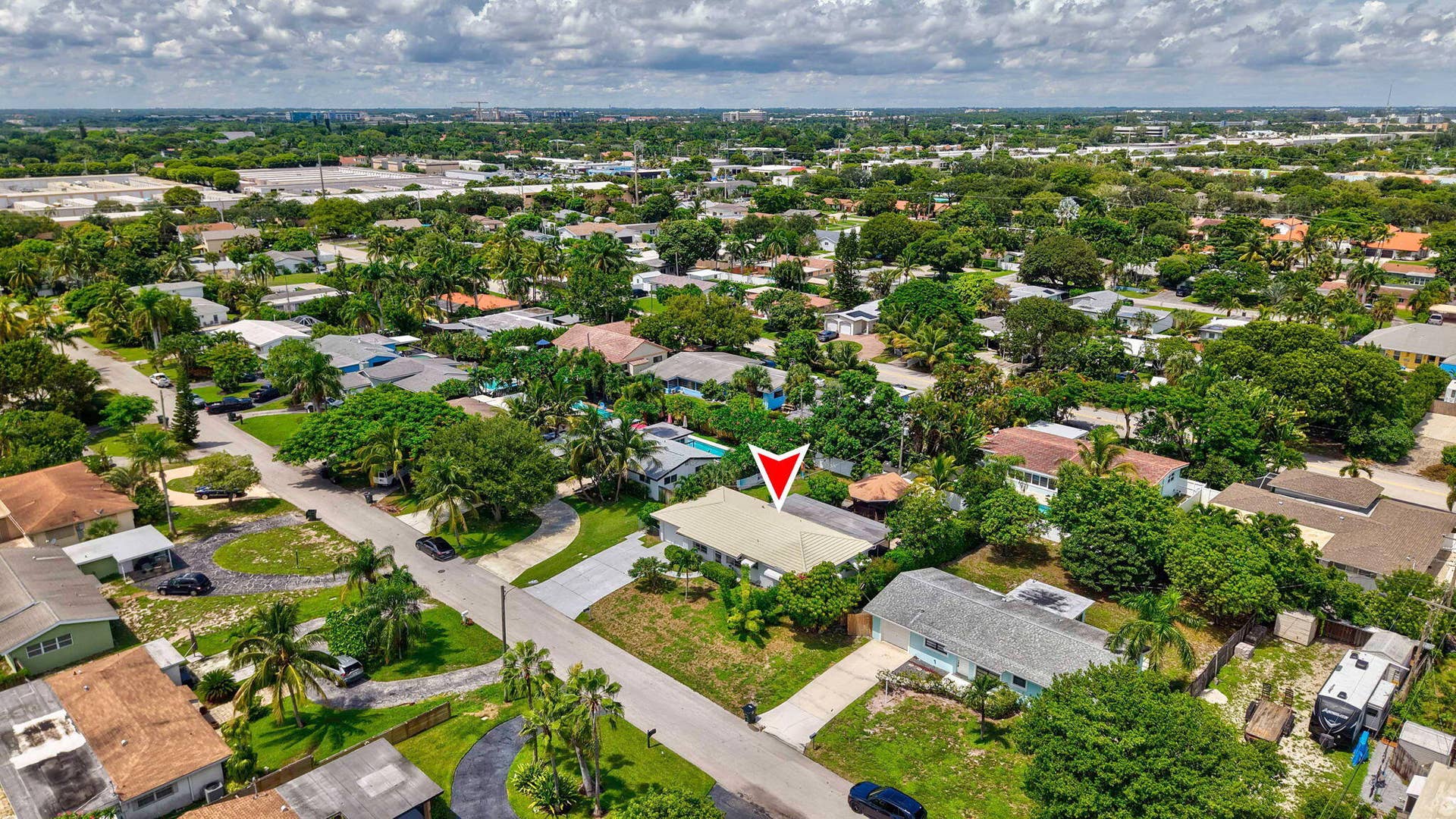 469 NE 35TH Street, Boca Raton, FL 33431 59-web-or-mls-DJI_20260908133544_0266_D_