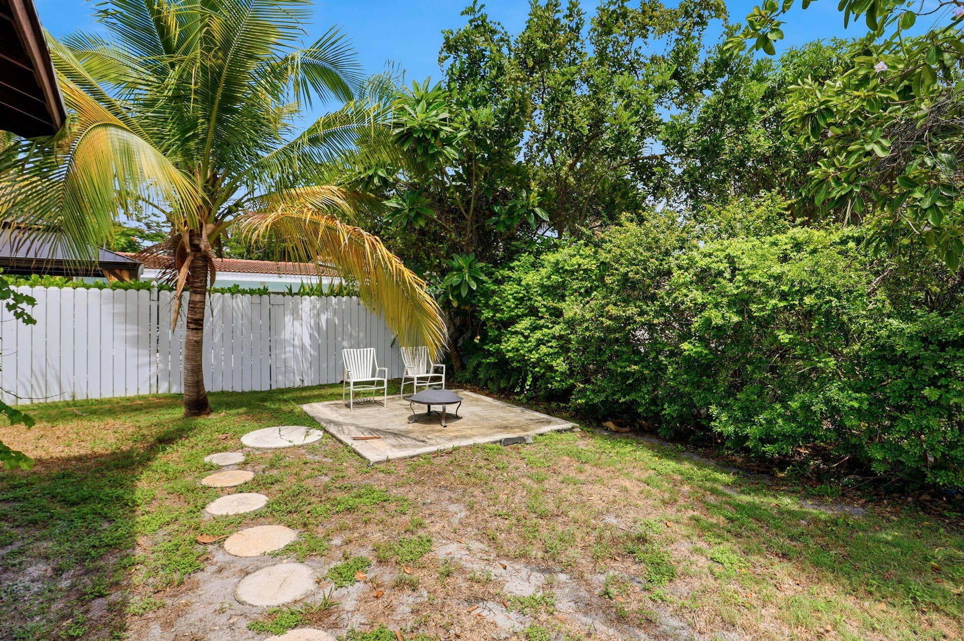 469 NE 35TH Street, Boca Raton, FL 33431 42-web-or-mls-027_0E2A2795