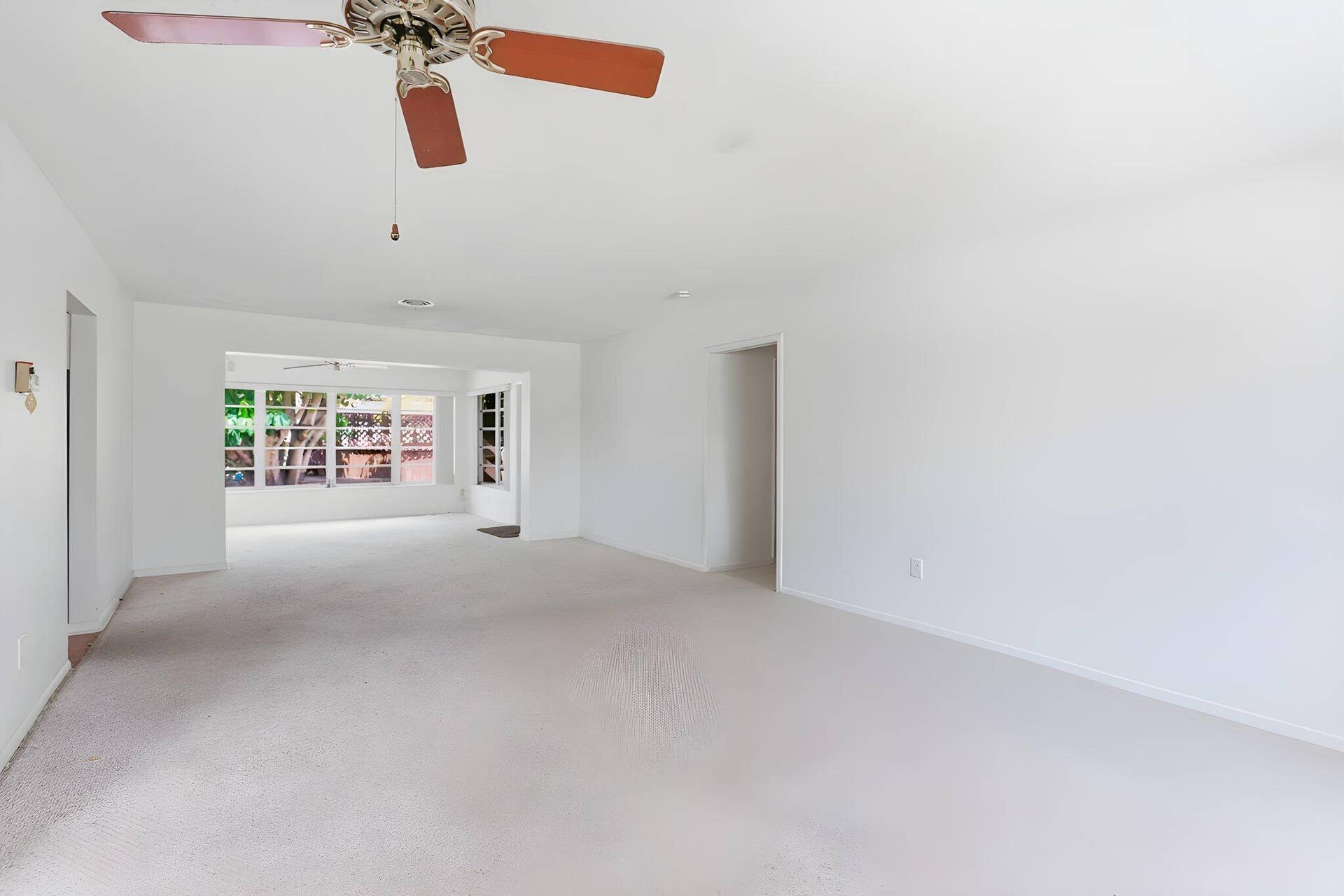 469 NE 35TH Street, Boca Raton, FL 33431 21-web-or-mls-010_0E2A2882 furniture rem