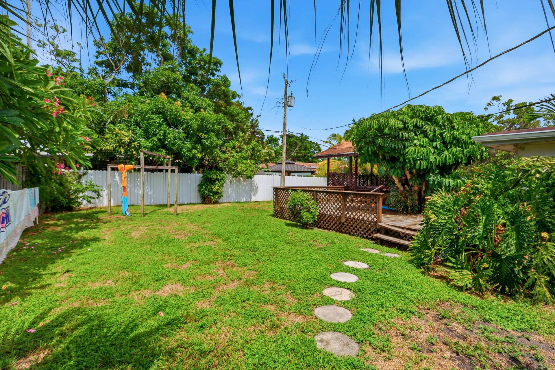 469 NE 35TH Street, Boca Raton, FL 33431 48-web-or-mls-033_0E2A2813