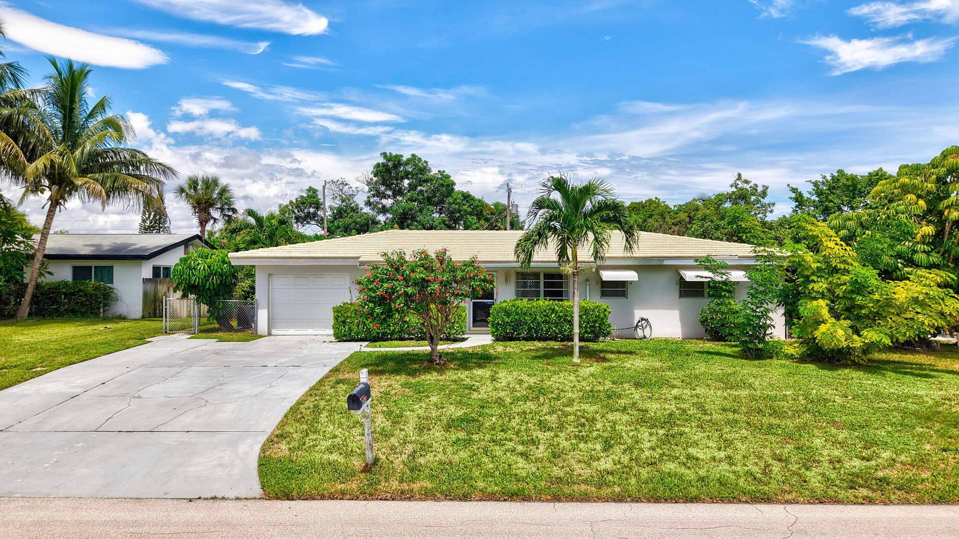 469 NE 35TH Street, Boca Raton, FL 33431 1-web-or-mls-DJI_20260908133346_0216_D_1
