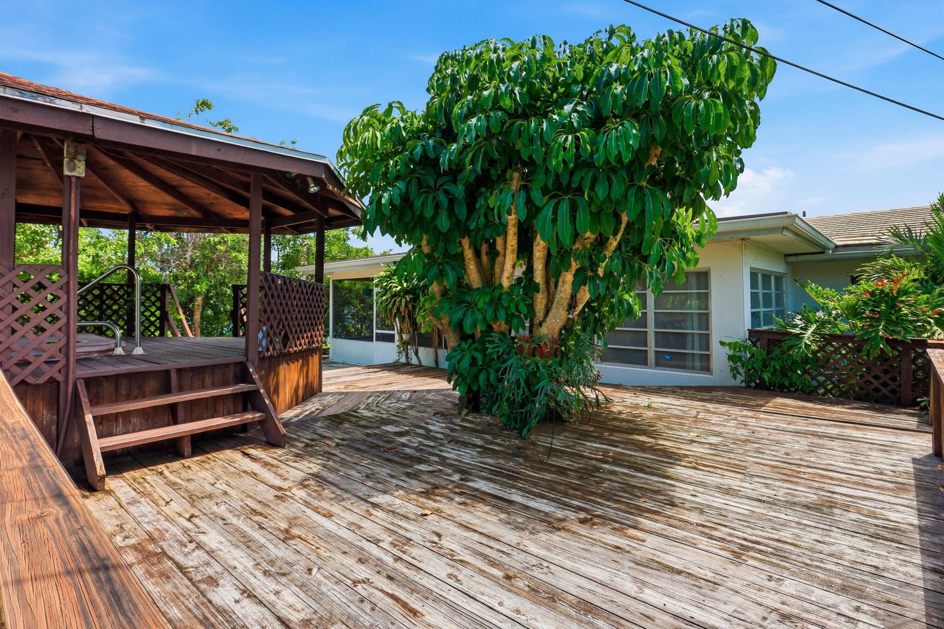 469 NE 35TH Street, Boca Raton, FL 33431 45-web-or-mls-030_0E2A2804